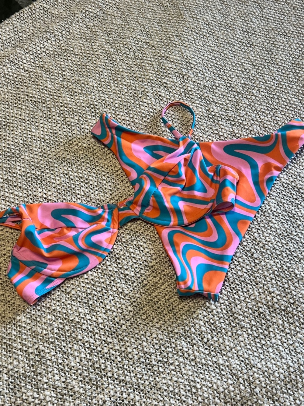 Bikini Set - Picture 4 of 5